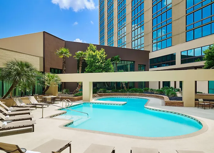 Doubletree By Hilton San Antonio Airport